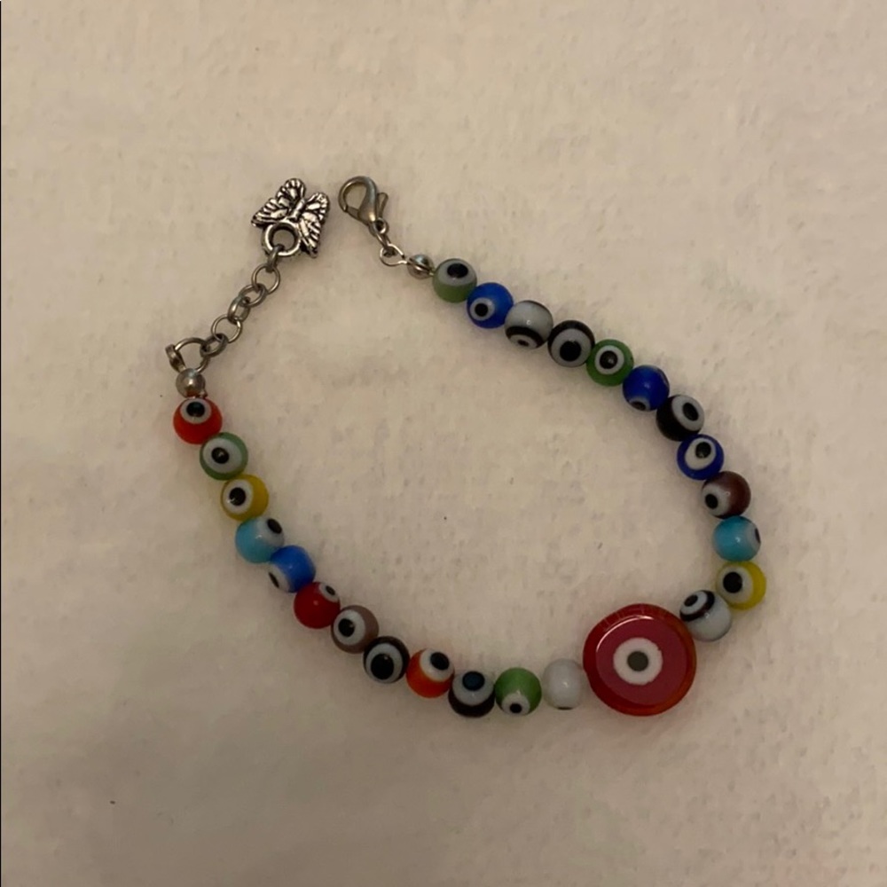 FREE IN BUNDLE 🧿 NEW Evil Eye Bracelet